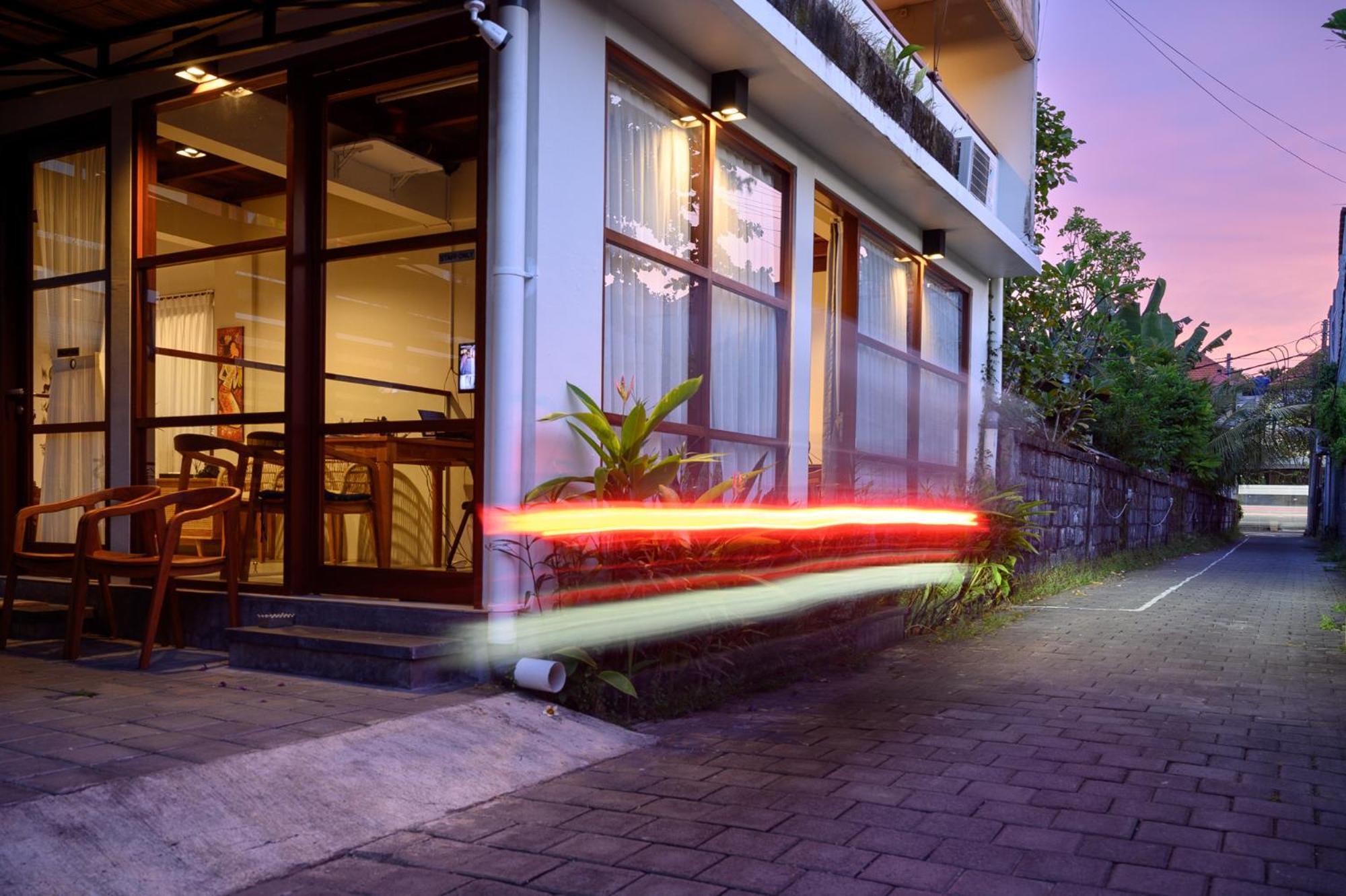 House Of Michella - Modern, Quiet & Central Hotel Sanur  Exterior photo